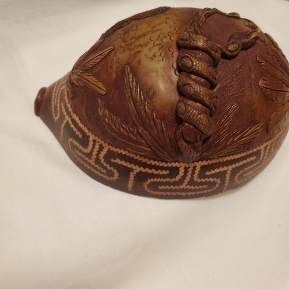 Bug Bear Carved Half Coconut Shell Scoop Signed Jesus' Snake Fisherman Art - Picture 2 of 15